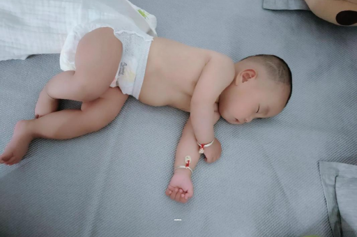 临猗宝宝脚心出汗怎么回事